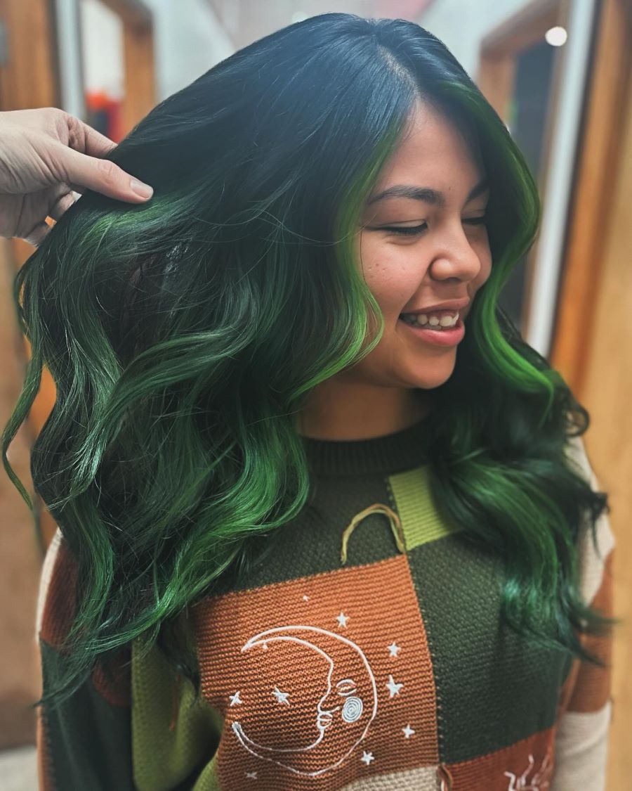 Forest Green Ombre, image by @georgeeblancoo on Instagram